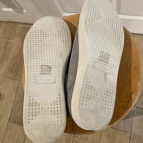 Men’s Steve Madden 11.5 shoes. Gray - Picture 4 of 4